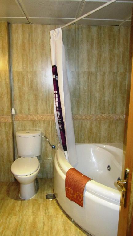 Las Olivas- Borox Aparthotel Sesena Nuevo Phòng bức ảnh